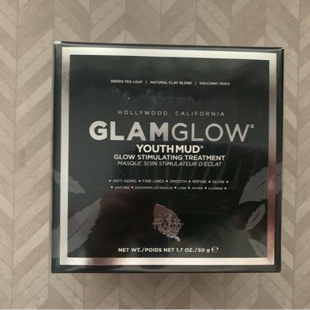GLAMGLOW Youth Mud Glow Treatment